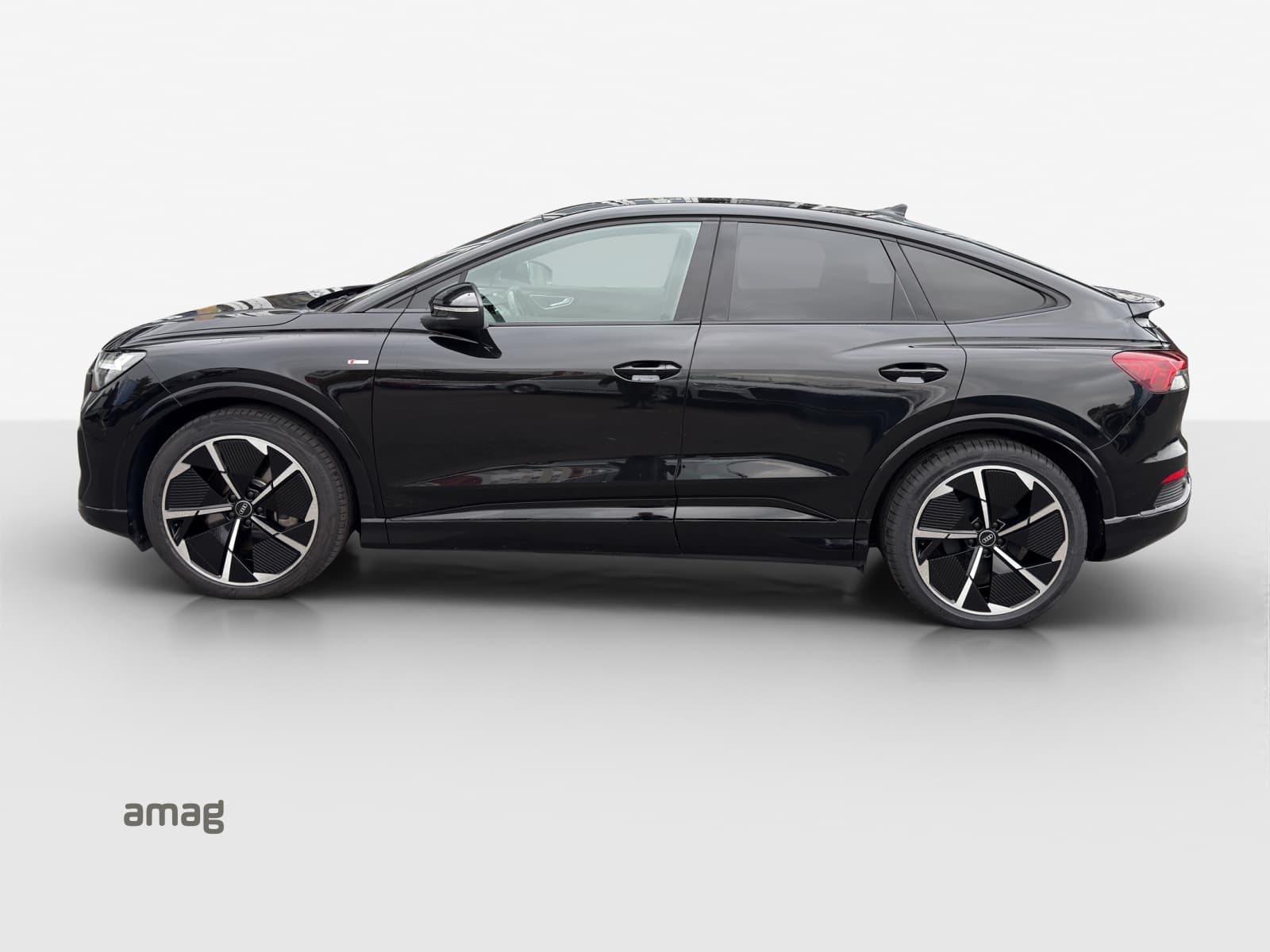 Audi Q4