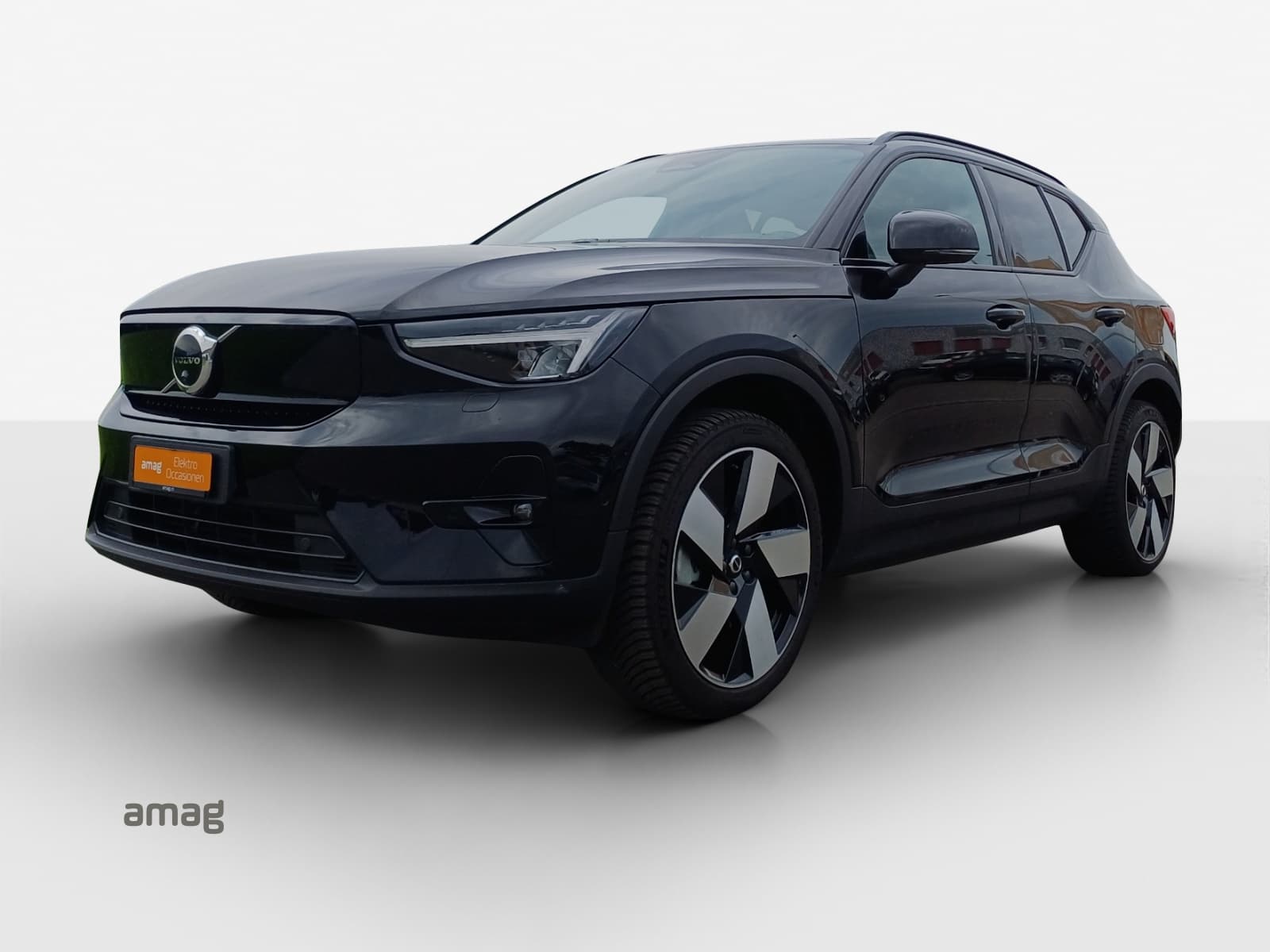 Offerta di leasing e abbonamento auto Volvo XC40